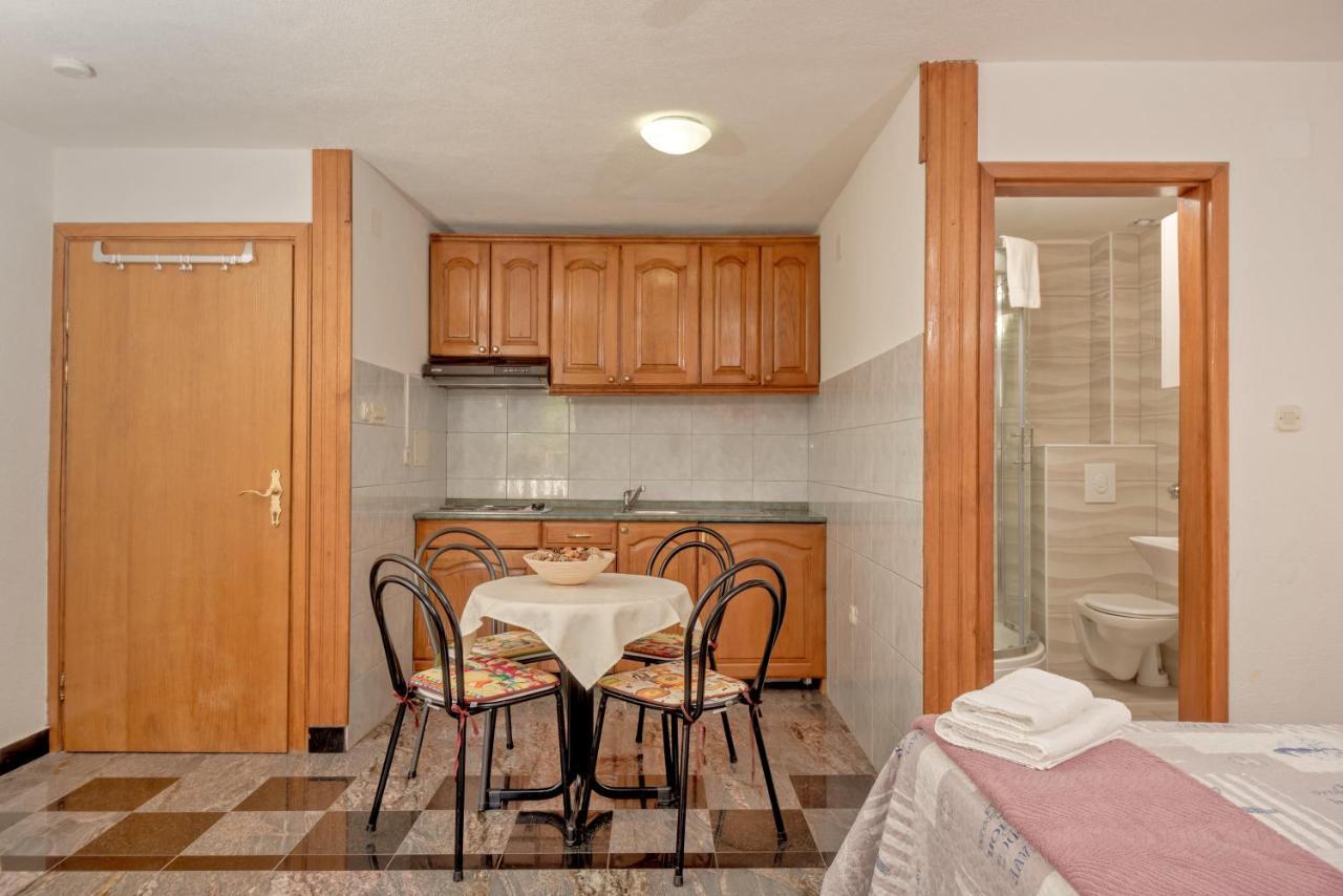 באסקה וודה Apartmani Putnik מראה חיצוני תמונה